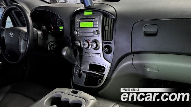 Hyundai Grand Starex CVX Luxury, 2015 12