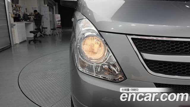 Hyundai Grand Starex CVX Luxury, 2015 15