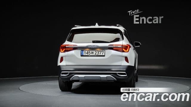 Kia Seltos Signature, 2023 4