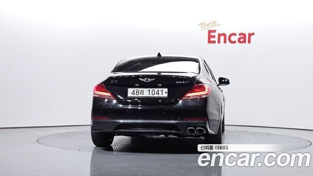 Genesis G70 Elite, 2019 4