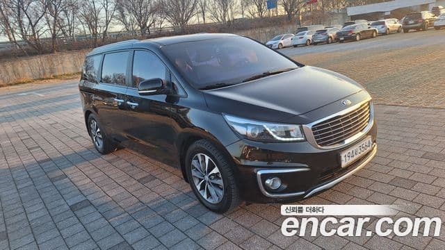 Kia All New Carnival Luxury, 2018 4