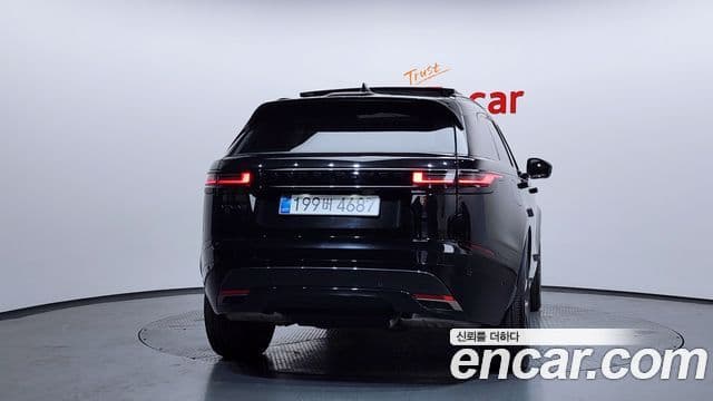 Land Rover Range Rover Velar 3.0 P400 Dynamic HSE, 2025 4