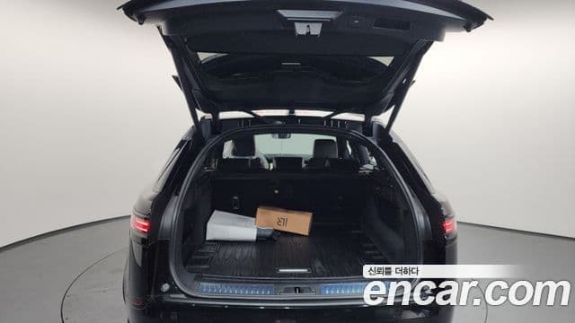 Land Rover Range Rover Velar 3.0 P400 Dynamic HSE, 2025 20