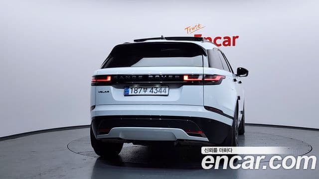 Land Rover Range Rover Velar 3.0 P400 Dynamic HSE, 2025 4