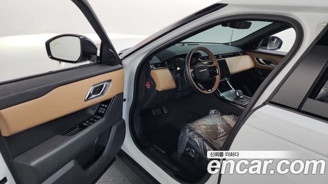 Land Rover Range Rover Velar 3.0 P400 Dynamic HSE, 2025 10