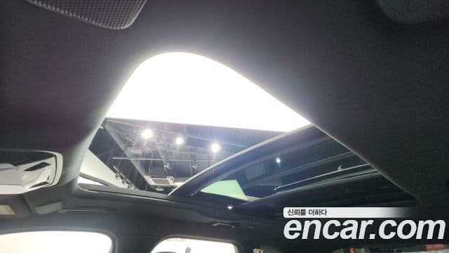 Land Rover Range Rover Velar 3.0 P400 Dynamic HSE, 2025 18