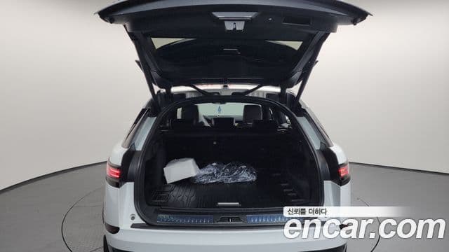 Land Rover Range Rover Velar 3.0 P400 Dynamic HSE, 2025 20