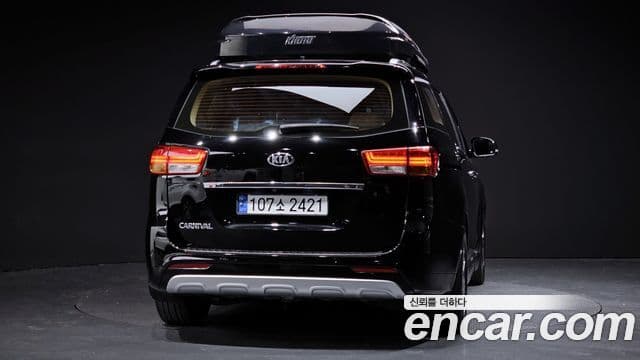 Kia All New Carnival Noblesse, 2018 4