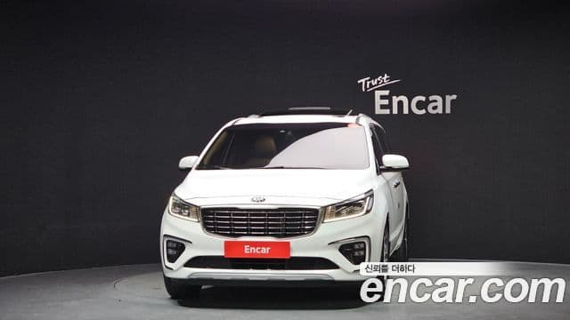 Kia The / новый New Carnival Noblesse, 2019 3