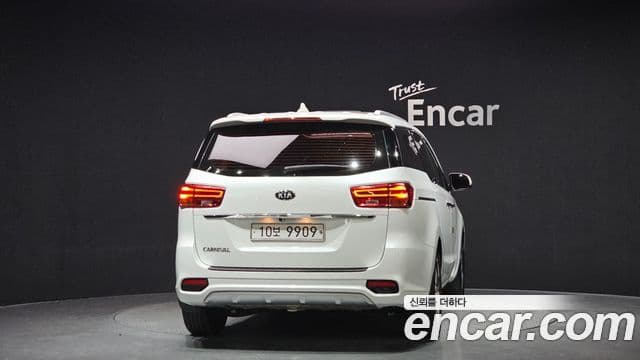 Kia The / новый New Carnival Noblesse, 2019 4