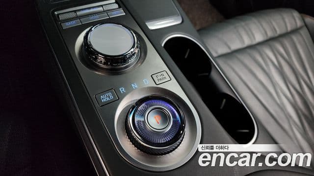 Genesis GV70, 2021 9