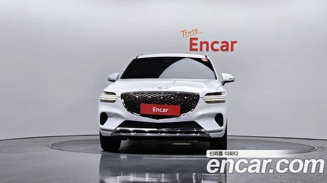 Genesis GV70, 2022 3