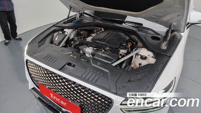 Genesis GV70, 2022 6