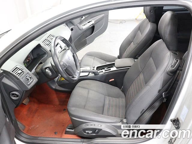 Volvo C30 1세대, 2012 16