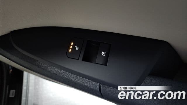 Kia The / новый New Sportage 5세대 гибрид Signature X Line, 2026 18