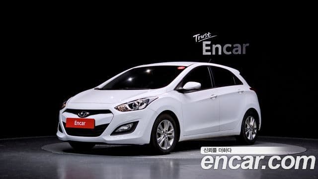Hyundai i30(новый кузов / новое поколение) дизель 1.6 VGT PYL, 2015 1