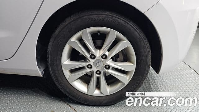 Hyundai i30(новый кузов / новое поколение) дизель 1.6 VGT PYL, 2015 все фото