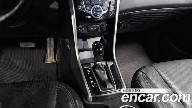 Hyundai i30(новый кузов / новое поколение) дизель 1.6 VGT PYL, 2015 9