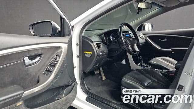 Hyundai i30(новый кузов / новое поколение) дизель 1.6 VGT PYL, 2015 10