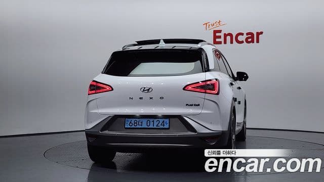 Hyundai NEXO Premium, 2023 4