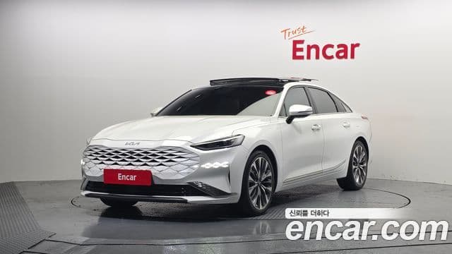 Kia K8 Signature, 2022 1