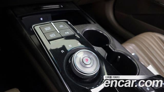 Kia K8 Signature, 2022 9