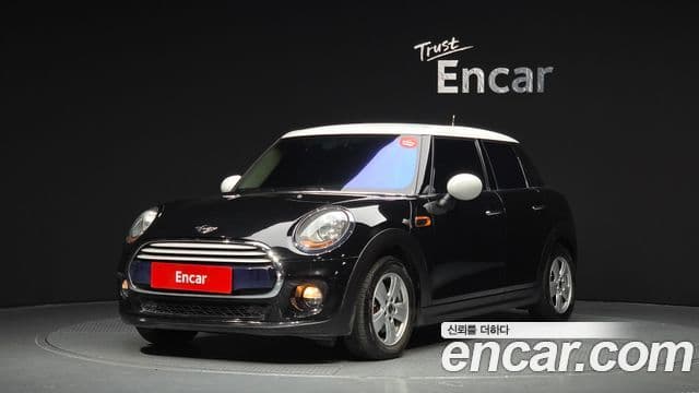 Mini Cooper 3세대, 2015 1