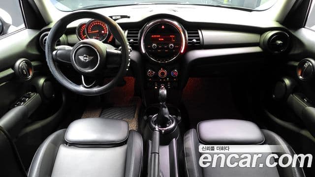 Mini Cooper 3세대, 2015 7