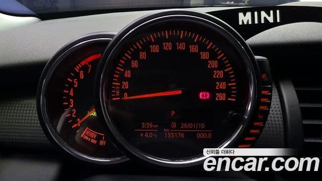 Mini Cooper 3세대, 2015 8