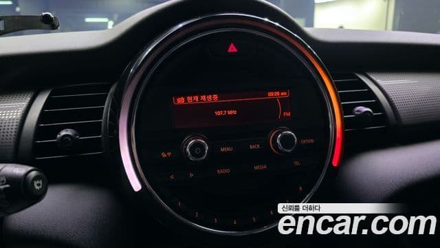 Mini Cooper 3세대, 2015 14