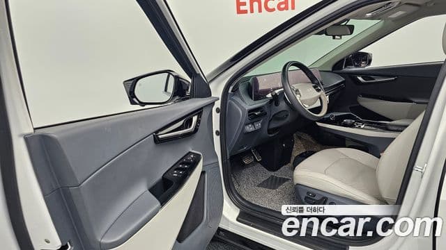 Kia EV6 Earth, 2022 10