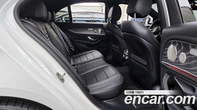 Mercedes-Benz E-класс W213 AMG Line, 2022 12