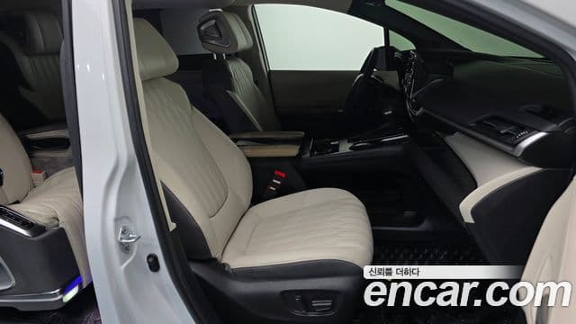 Toyota Sienna 4세대, 2023 11