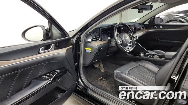 Kia K5 3세대 Signature, 2020 10