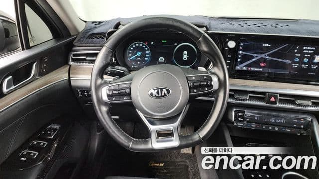 Kia K5 3세대 Signature, 2020 13
