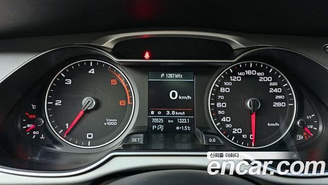 Audi New A4 B8, 2015 8