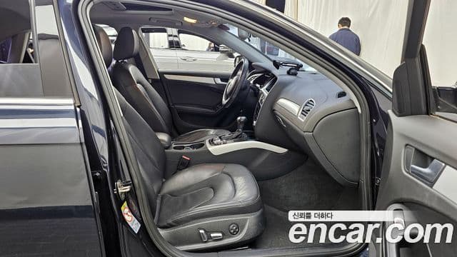 Audi New A4 B8, 2015 11