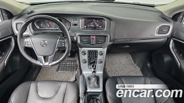 Volvo V40 Cross Country D3, 2019 7