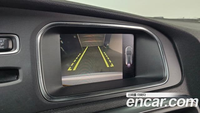 Volvo V40 Cross Country D3, 2019 16