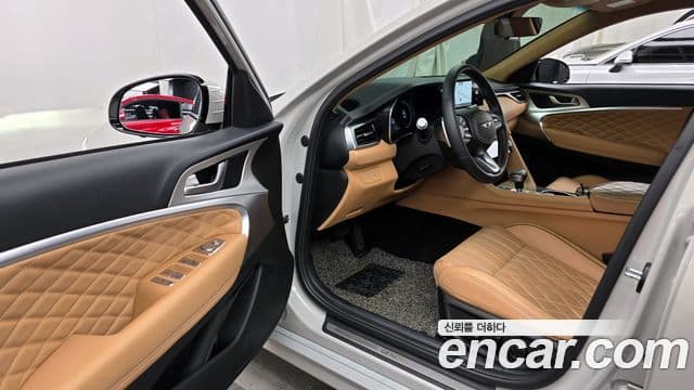 Genesis The / новый New G70, 2024 10