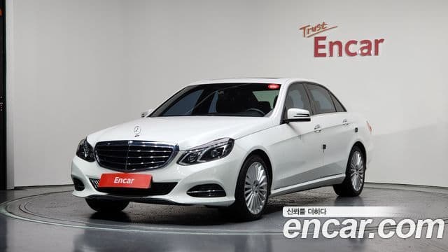 Mercedes-Benz E-класс W212 E300 Elegance, 2016 1