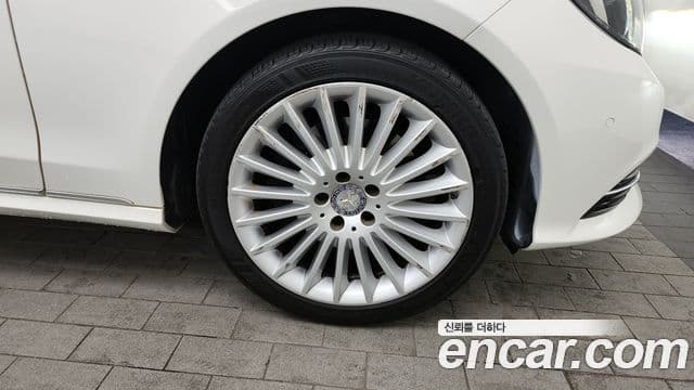 Mercedes-Benz E-класс W212 E300 Elegance, 2016 все фото