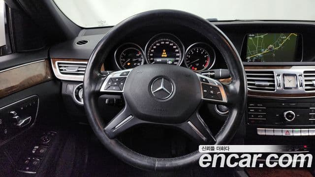 Mercedes-Benz E-класс W212 E300 Elegance, 2016 13
