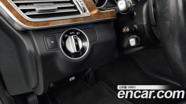 Mercedes-Benz E-класс W212 E300 Elegance, 2016 17