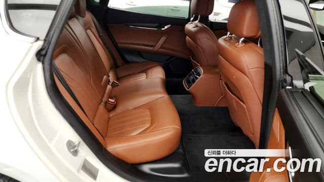 Maserati Quattroporte 3.0 V6, 2017 12