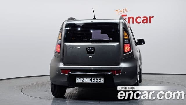 Kia Soul Cosmo, 2010 4
