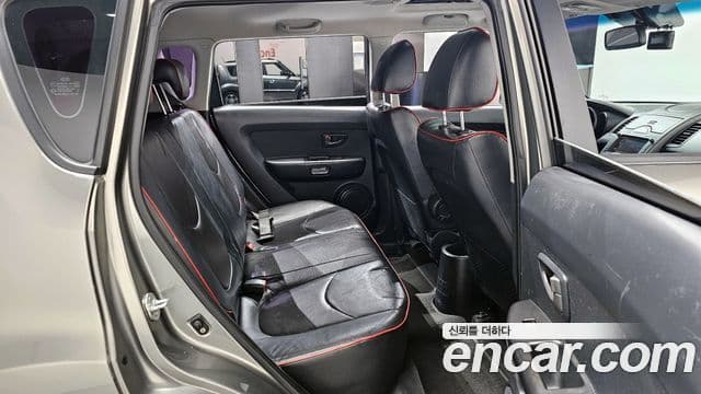 Kia Soul Cosmo, 2010 12