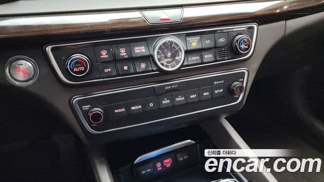 Kia All New K7 гибрид Noblesse, 2018 16