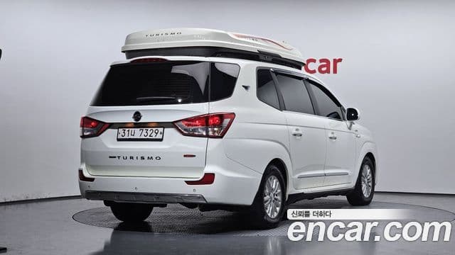 KG모빌리티(SsangYong) Korando 투리스모 4WD TX 9인승, 2017 2