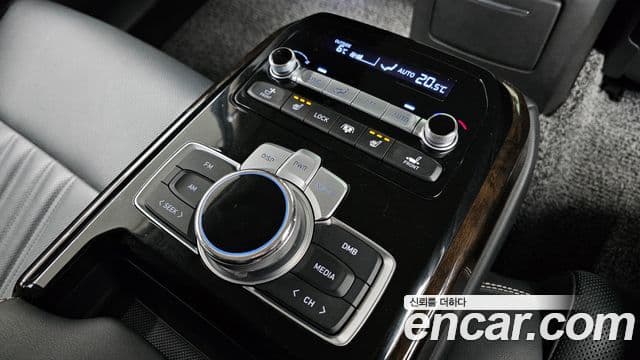 Genesis G90 Luxury, 2020 17